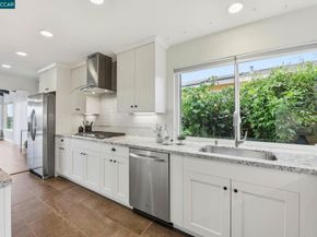 10570 Englewood Dr, Oakland CA 94605