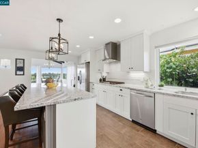 10570 Englewood Dr, Oakland CA 94605