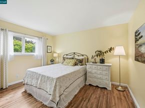 10570 Englewood Dr, Oakland CA 94605