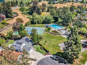 880 El Capitan Dr, Danville CA 94526