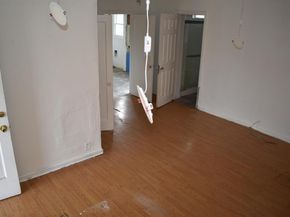 9945 B St, Oakland CA 94603