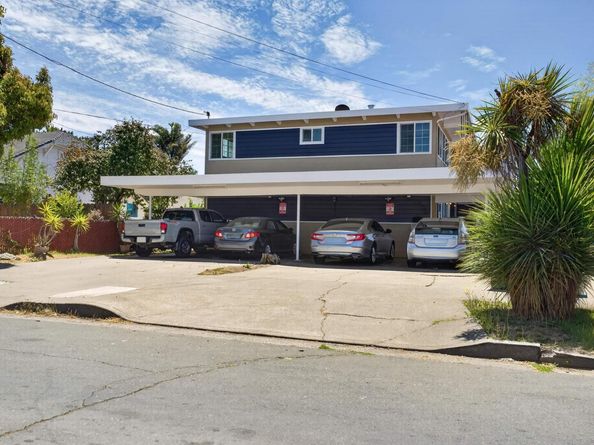 2318 Lowell Avenue, Richmond CA 94804