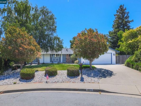 11 Xavier Pl, Clayton CA 94517