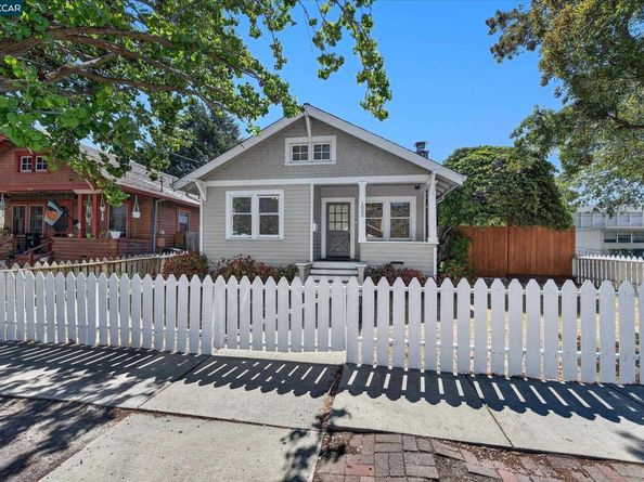 1002 Warren St, Martinez CA 94553