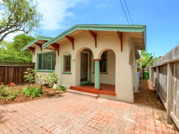 1265 Hopkins St, Berkeley CA 94702