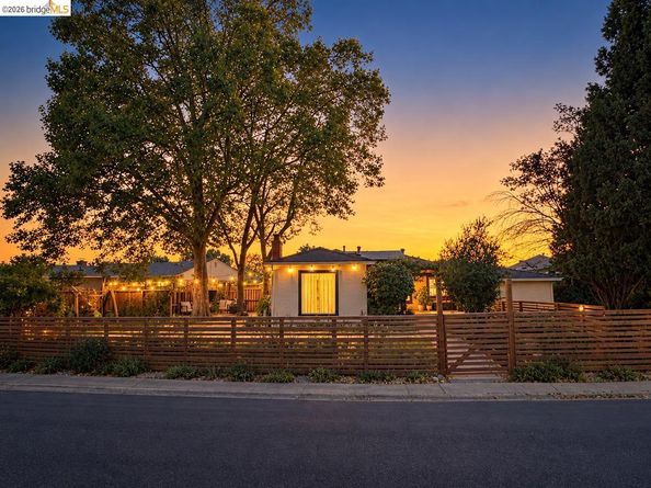21367 Rizzo Ave, Castro Valley CA 94546