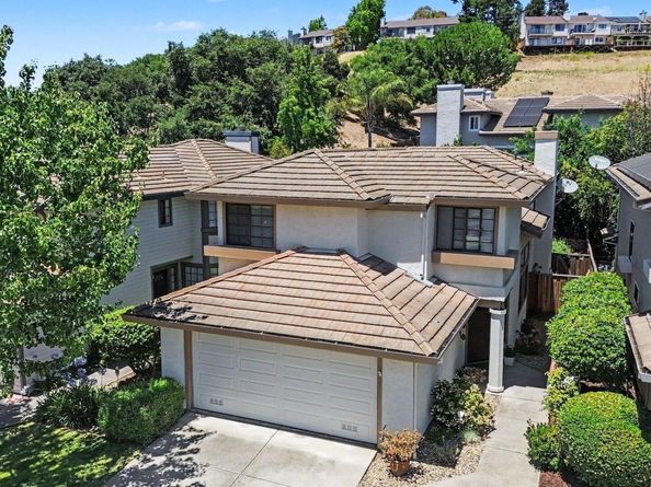 2259 Foxhill Dr, Martinez CA 94553