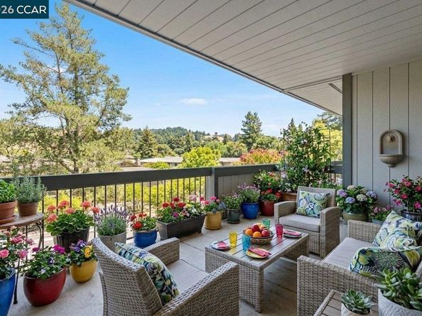 2091 Ascot Dr. 130, Moraga CA 94556
