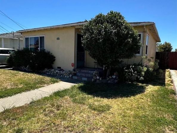 15357 Edgemoor St, San Leandro CA 94579