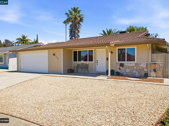 5269 Peony Dr., Livermore CA 94551
