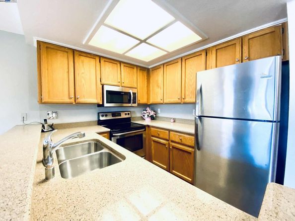 2505 Miramar Ave 122, Castro Valley CA 94546