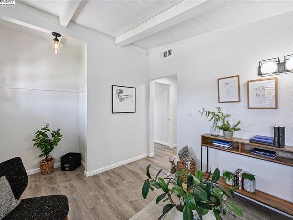 4453 Porter St, Fremont CA 94538