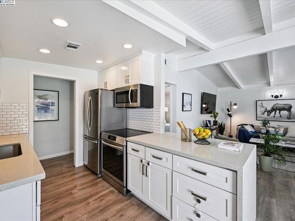 4453 Porter St, Fremont CA 94538