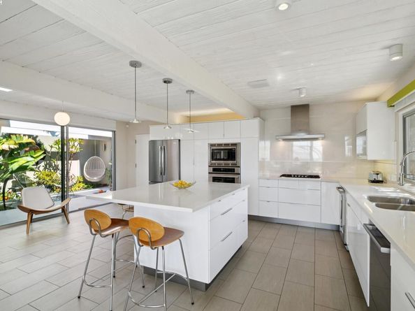 5288 Crown Ct, Castro Valley CA 94552