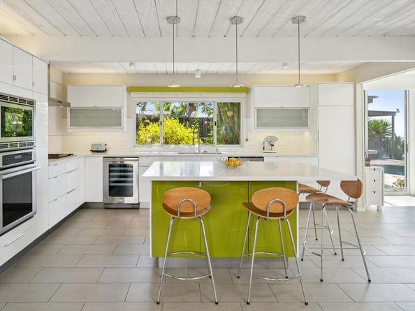 5288 Crown Ct, Castro Valley CA 94552
