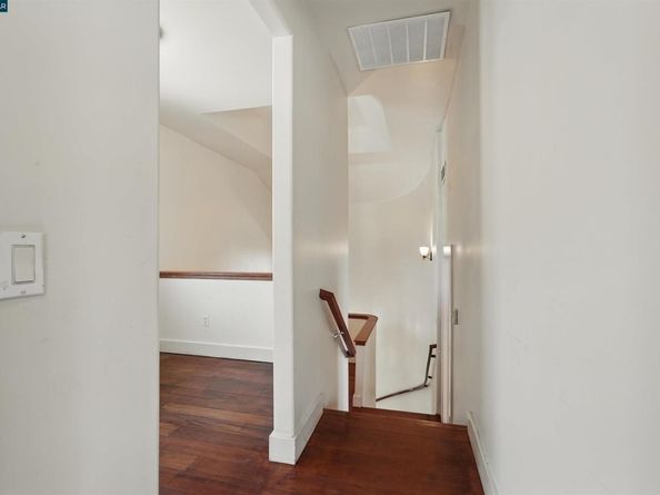 3727 Delmont Ave, Oakland CA 94605