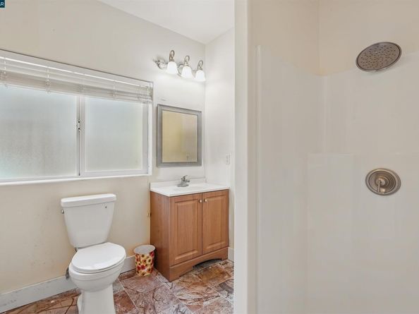 3727 Delmont Ave, Oakland CA 94605