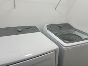 9404 Dunbar Dr, Oakland CA 94603