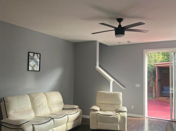 9404 Dunbar Dr, Oakland CA 94603