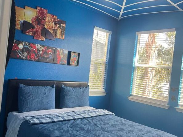 9404 Dunbar Dr, Oakland CA 94603