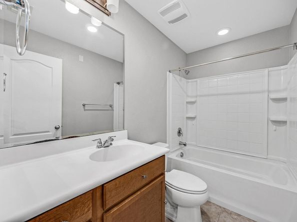 4728 Norris Canyon Rd 206, San Ramon CA 94583