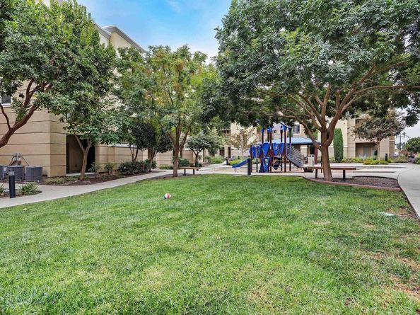 4728 Norris Canyon Rd 206, San Ramon CA 94583