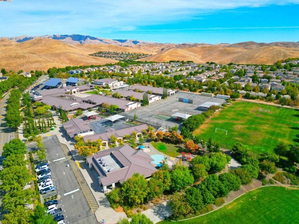 1628 Banbury Dr, San Ramon CA 94582