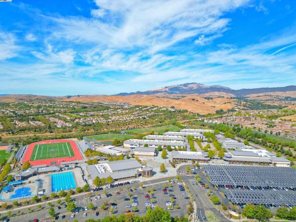 1628 Banbury Dr, San Ramon CA 94582