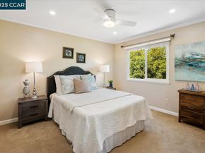 33 Leeds Ct E, Danville CA 94526