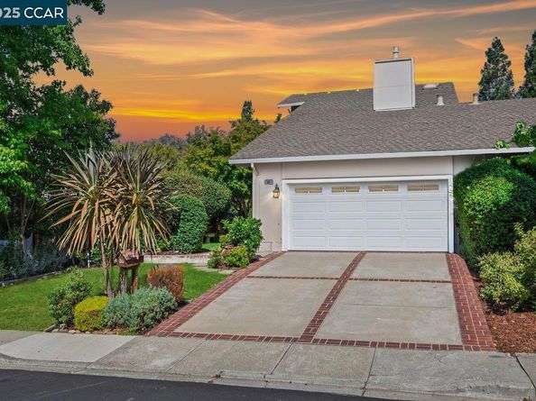 33 Leeds Ct E, Danville CA 94526