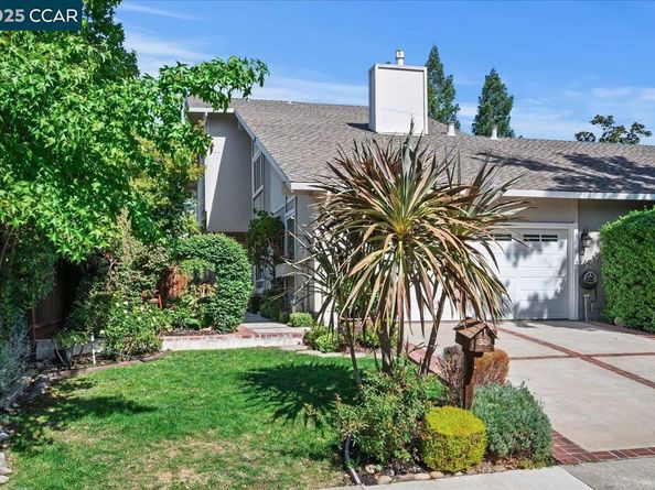 33 Leeds Ct E, Danville CA 94526