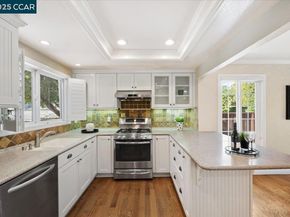 33 Leeds Ct E, Danville CA 94526