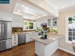 33 Leeds Ct E, Danville CA 94526