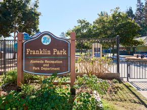 1428 Paru St, Alameda CA 94501