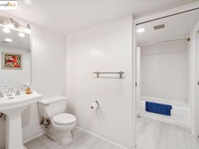 1500 Park Ave 109, Emeryville CA 94608