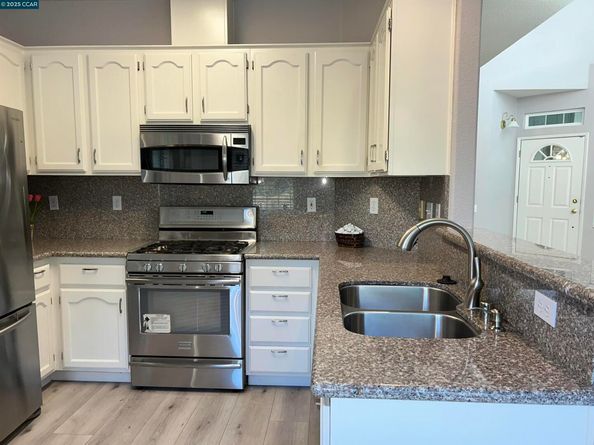 1921 Eagle Peak, Clayton CA 94517