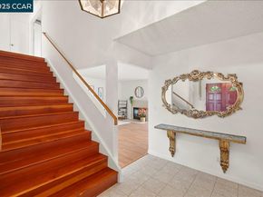 115 Nutmeg Ct, Hercules CA 94547