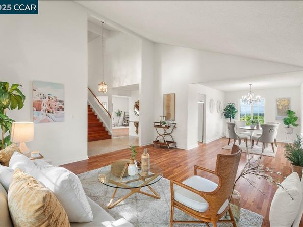 115 Nutmeg Ct, Hercules CA 94547