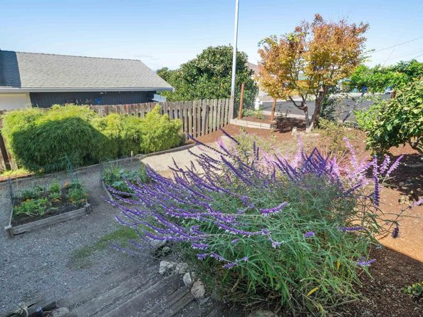 2711 Tulare Ave, El Cerrito CA 94530