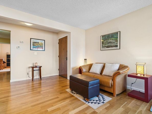 2711 Tulare Ave, El Cerrito CA 94530