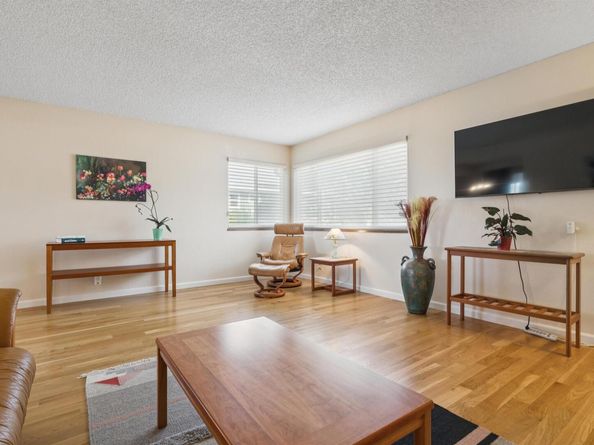 2711 Tulare Ave, El Cerrito CA 94530