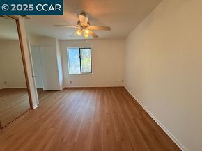 10 Tarn Ct, Hercules CA 94547