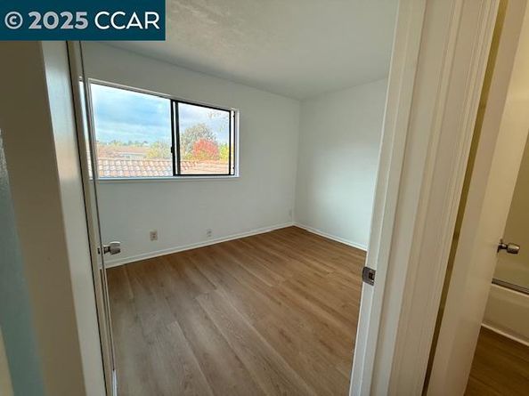 10 Tarn Ct, Hercules CA 94547