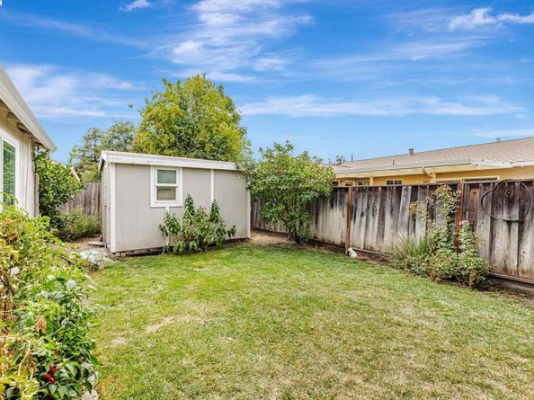 591 Debra St, Livermore CA 94550