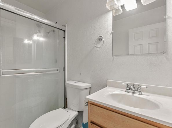 591 Debra St, Livermore CA 94550
