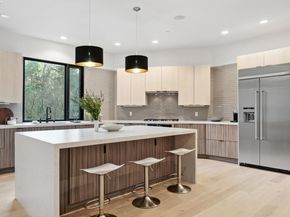 3 West Cir, Oakland CA 94611