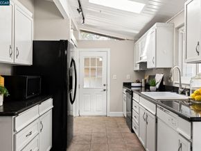 2207 Channing Ct, Concord CA 94520