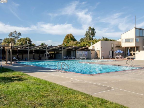 3308 Fir Ave, Alameda CA 94502