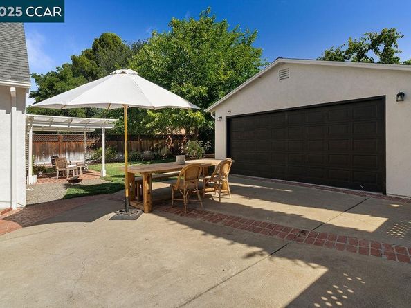 4161 Huckleberry Dr, Concord CA 94521