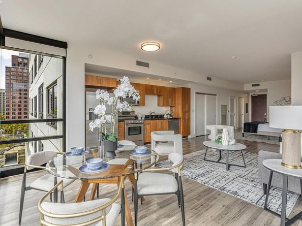 88 E San Fernando St 804, San Jose CA 95113